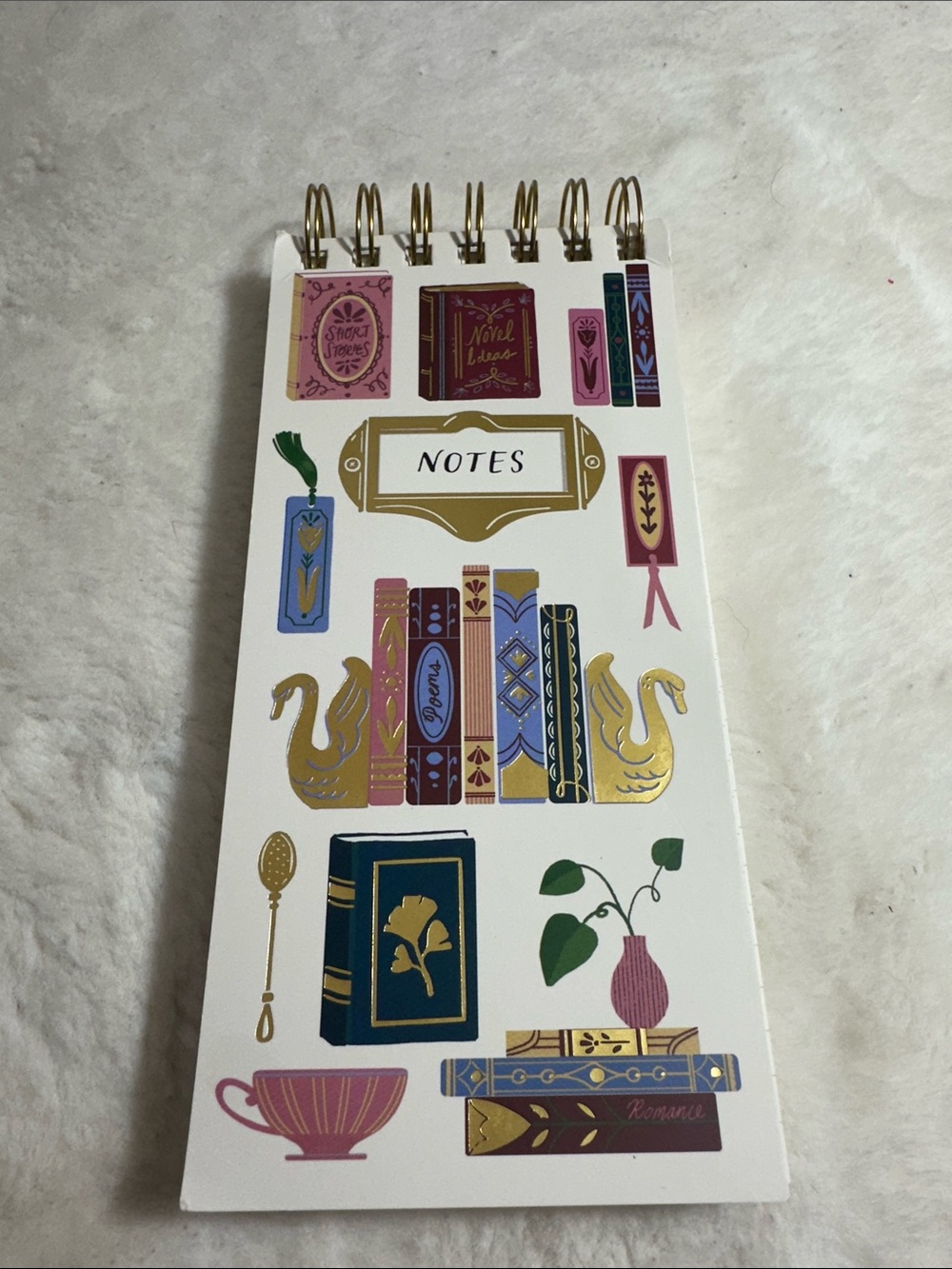 Bookcase decor note pad